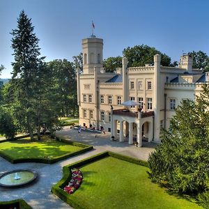 Pałac Mierzęcin Wellness&Wine Resort
